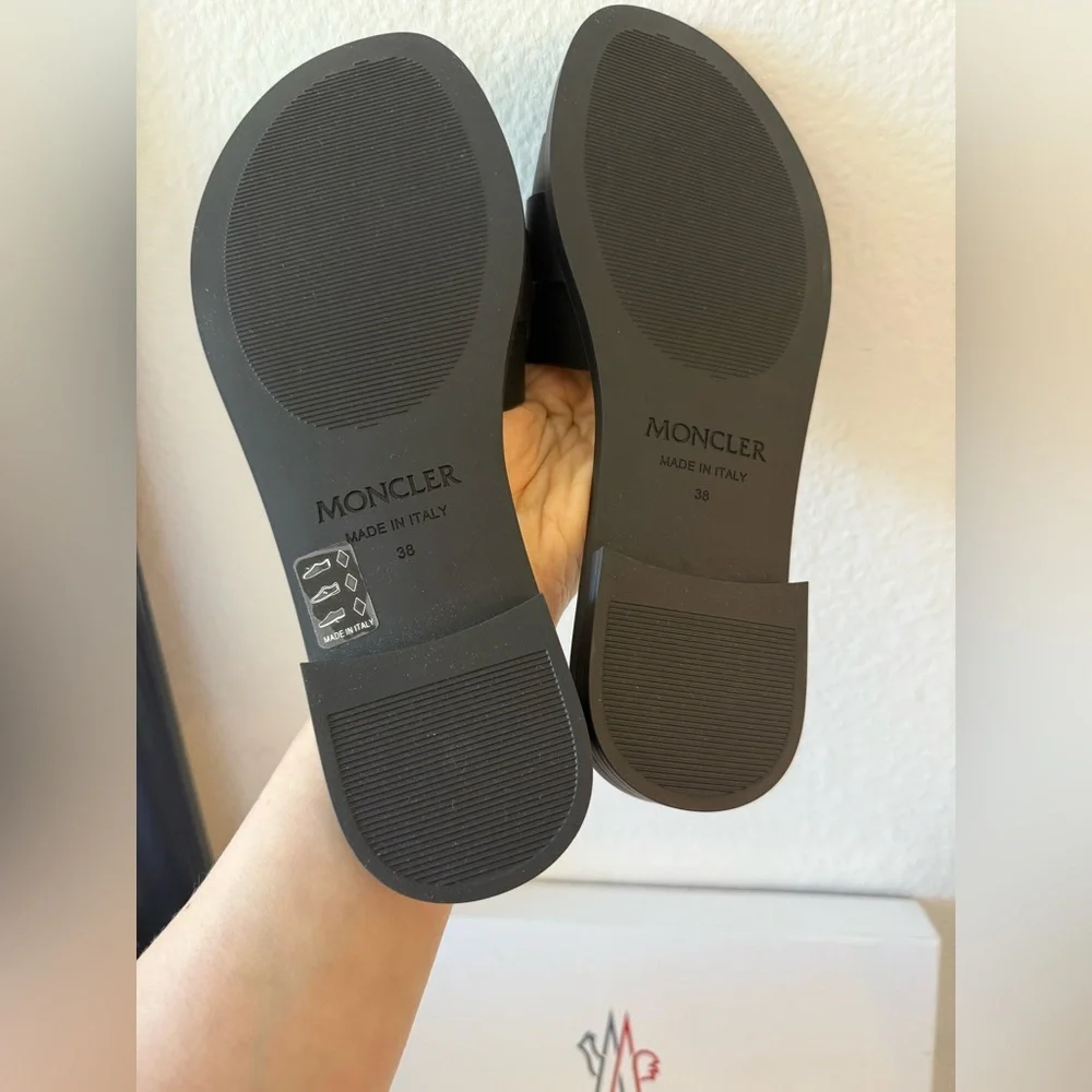 Moncler Women's Mon Slide Sandals, Black, Size 38, NWB!! - Picture 4 of 9
